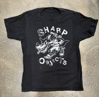 Sharp Objects tee M